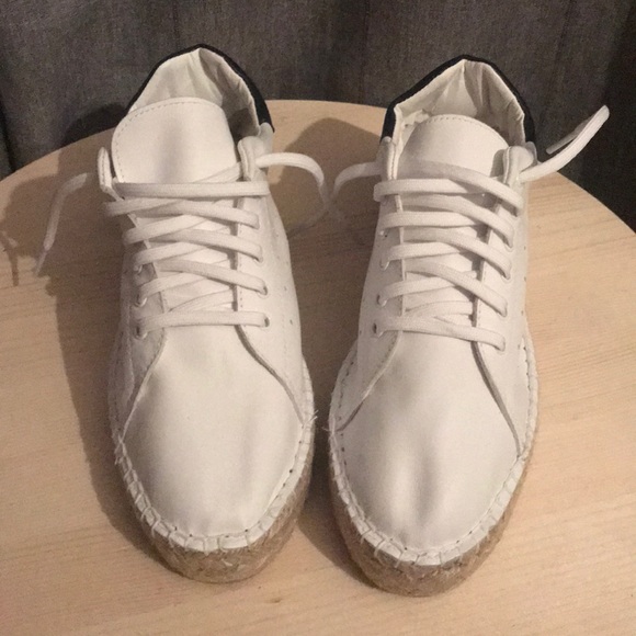 Andre Assous Champ Fashion leather sneakers - Picture 1 of 6